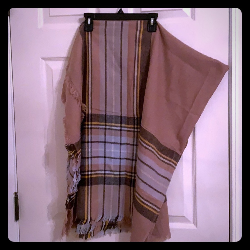 Scarf, four foot square